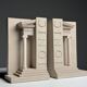 Set of ionic bookends