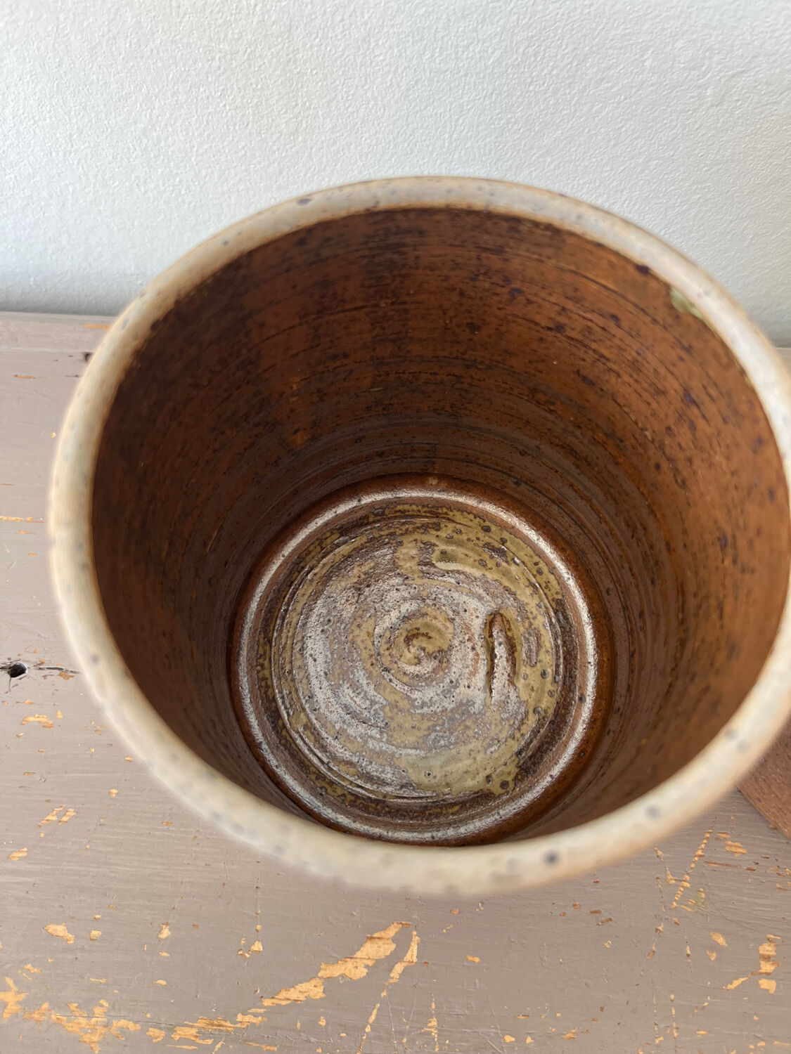 Stoneware pot holder