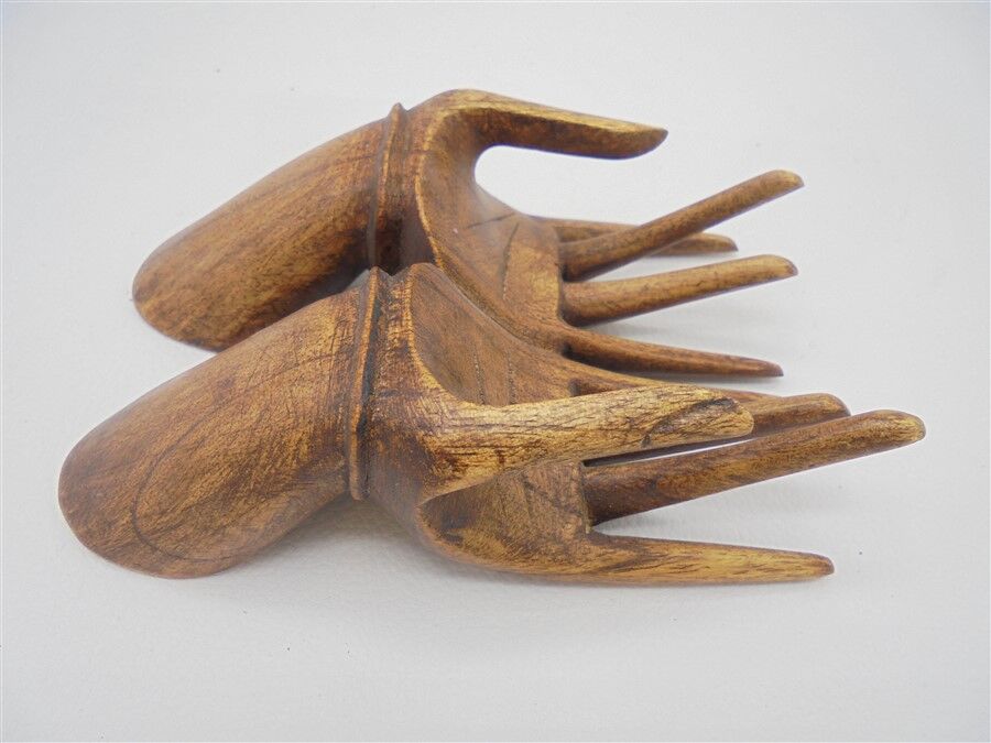 Empty wooden hands pocket