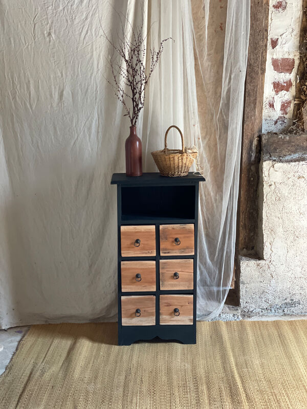 Chiffonnier style apothicaire