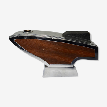 Lighter art deco boat