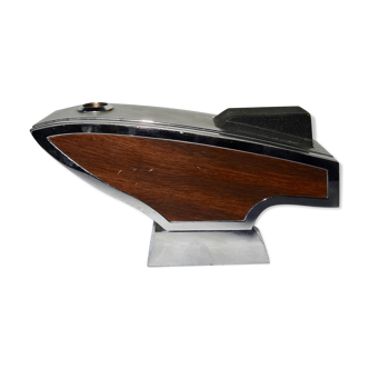 Lighter art deco boat