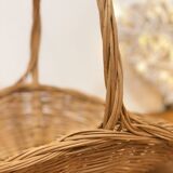 Natural wicker presentation basket