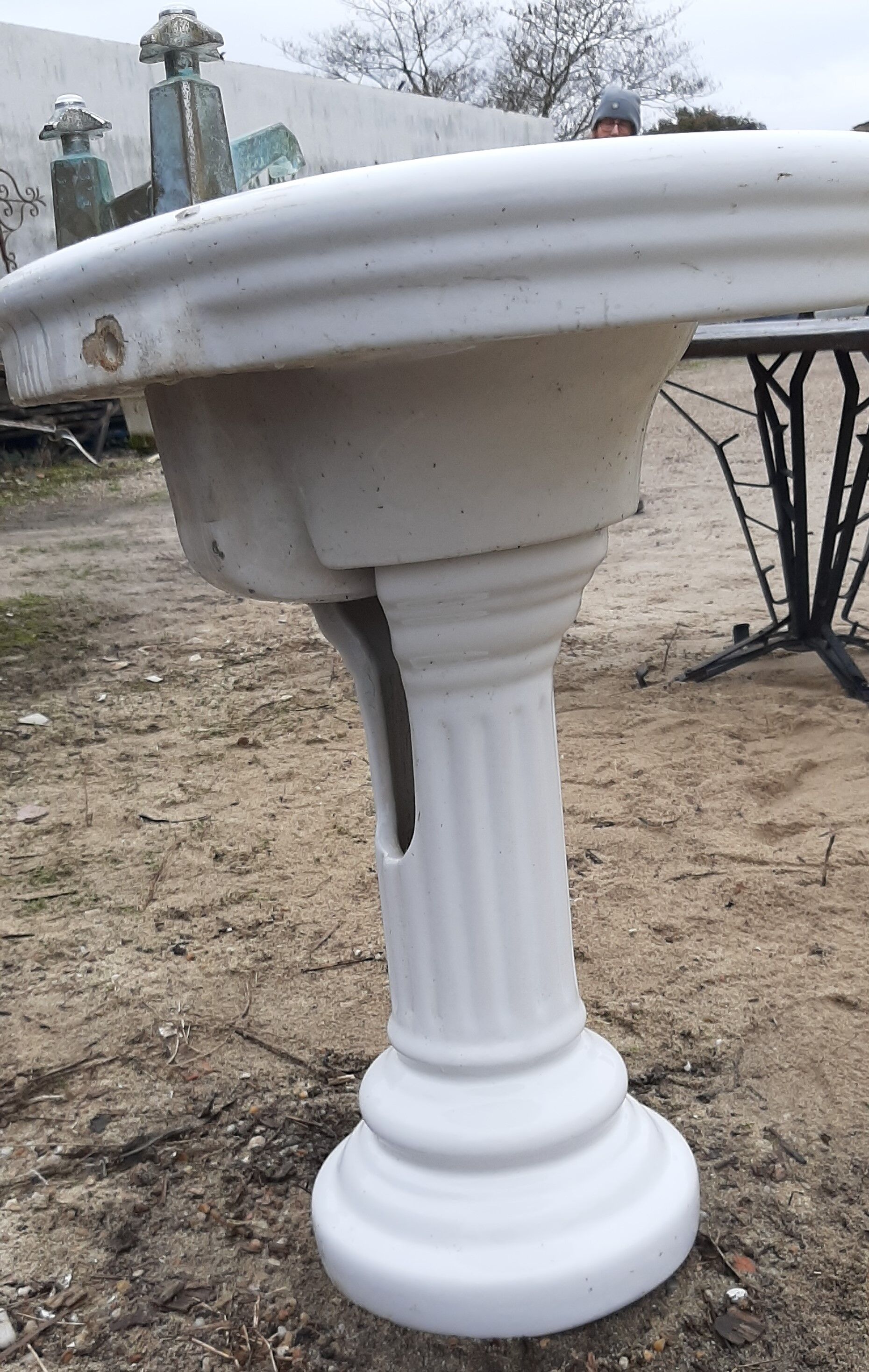 Art Deco washbasins