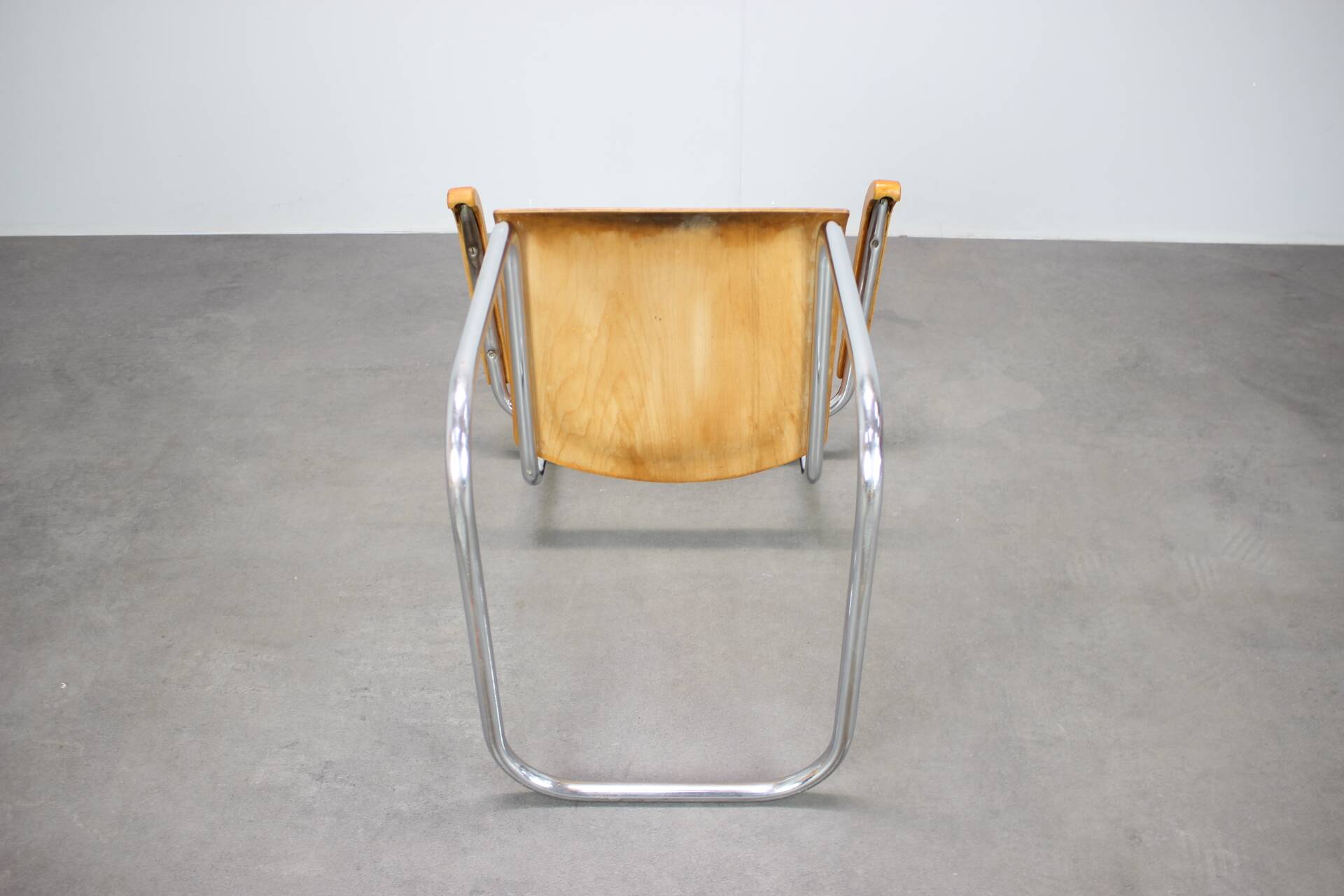 Chrome tubular chair in the style of Mart Stam, Czechoslovakia, 1930s.