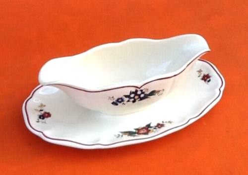 Saucière sur dormant Faïence de Sarreguemines France