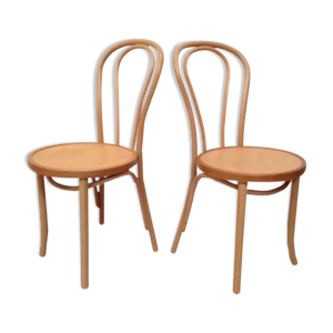 paire de chaises en bois