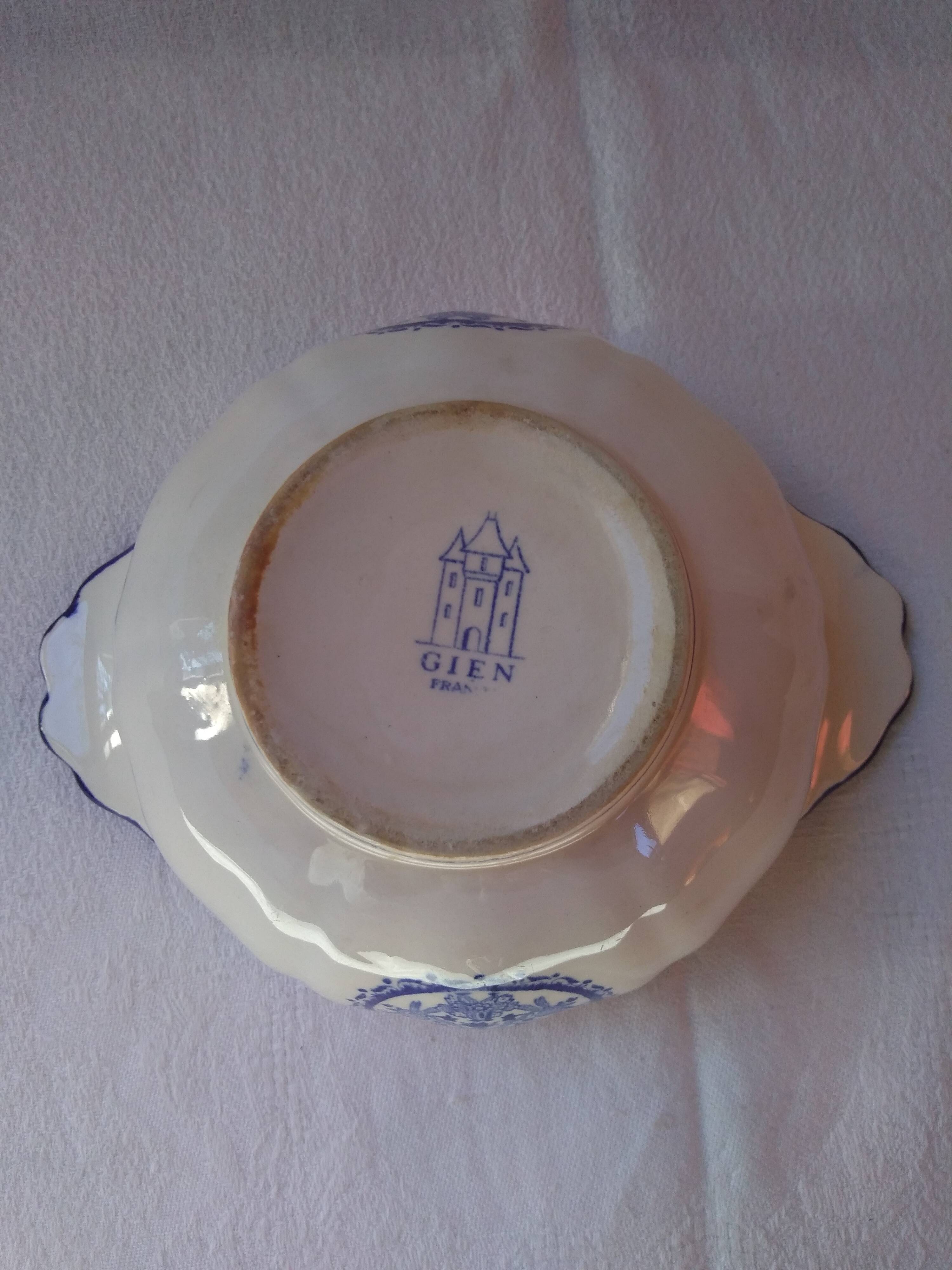 Old Gien eared bowl
