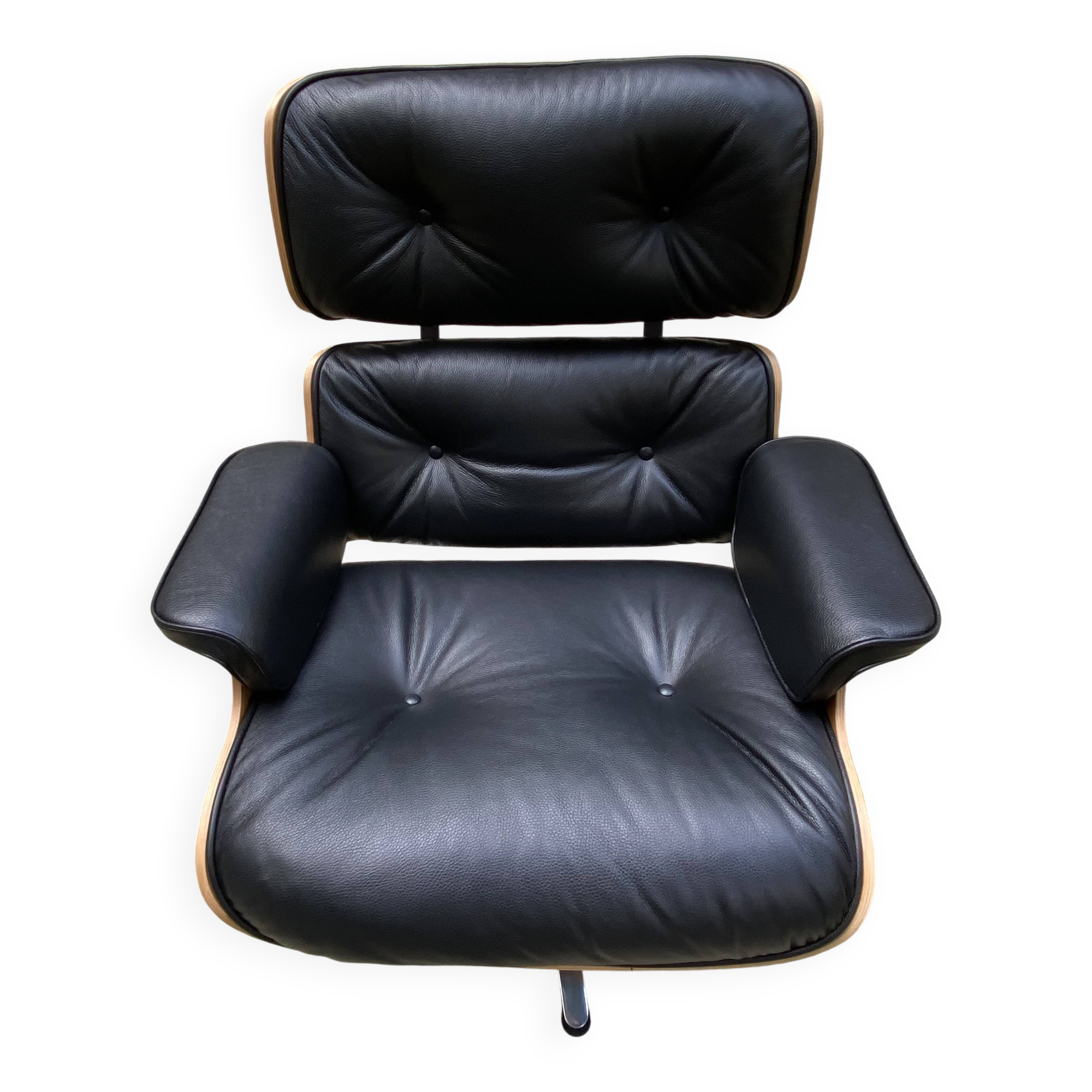 Charles Eames lounge chair - Herman Miller edition