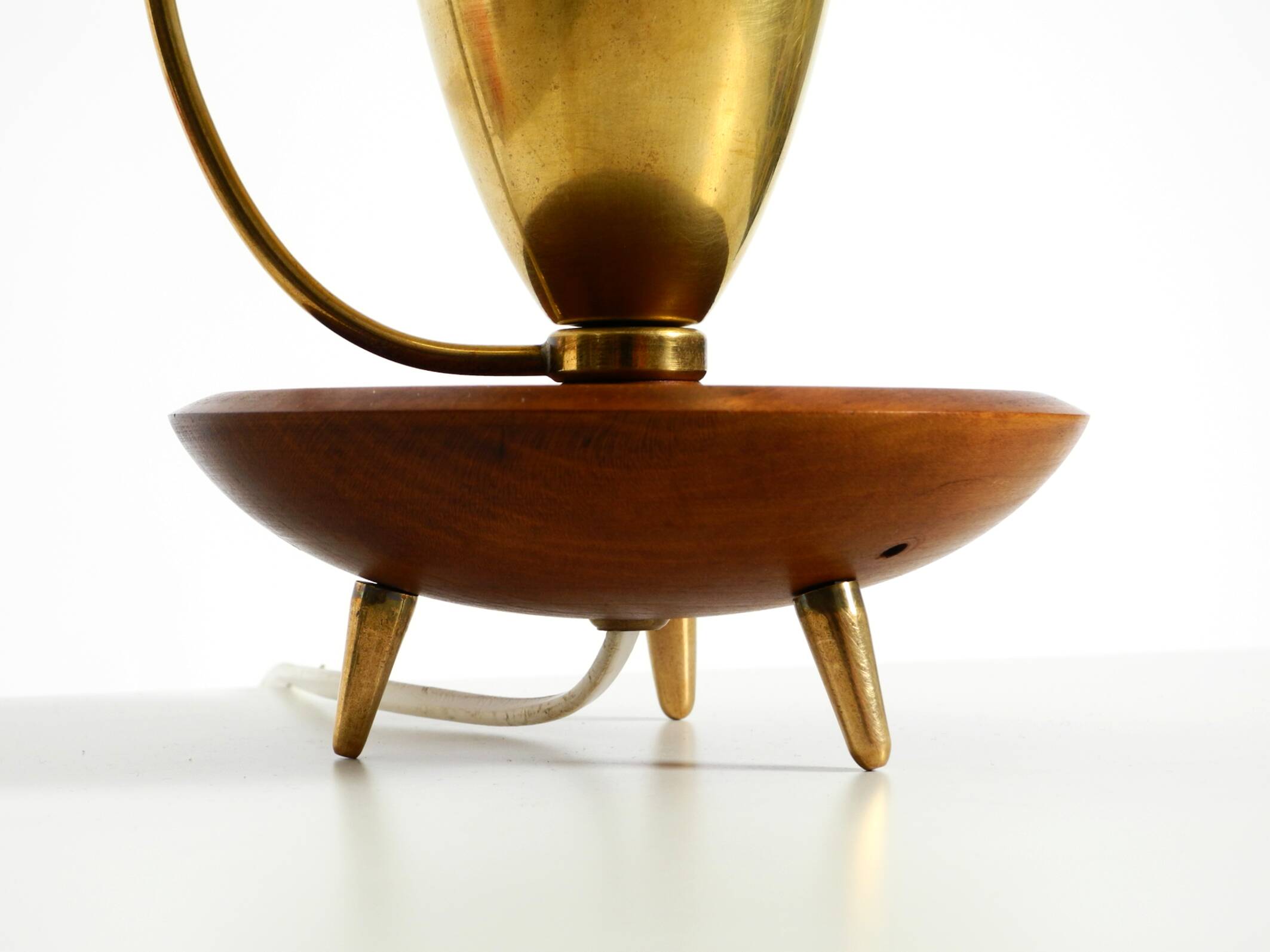 Large 1950s table lamp made of brass and teak, with a frosted glass shade
