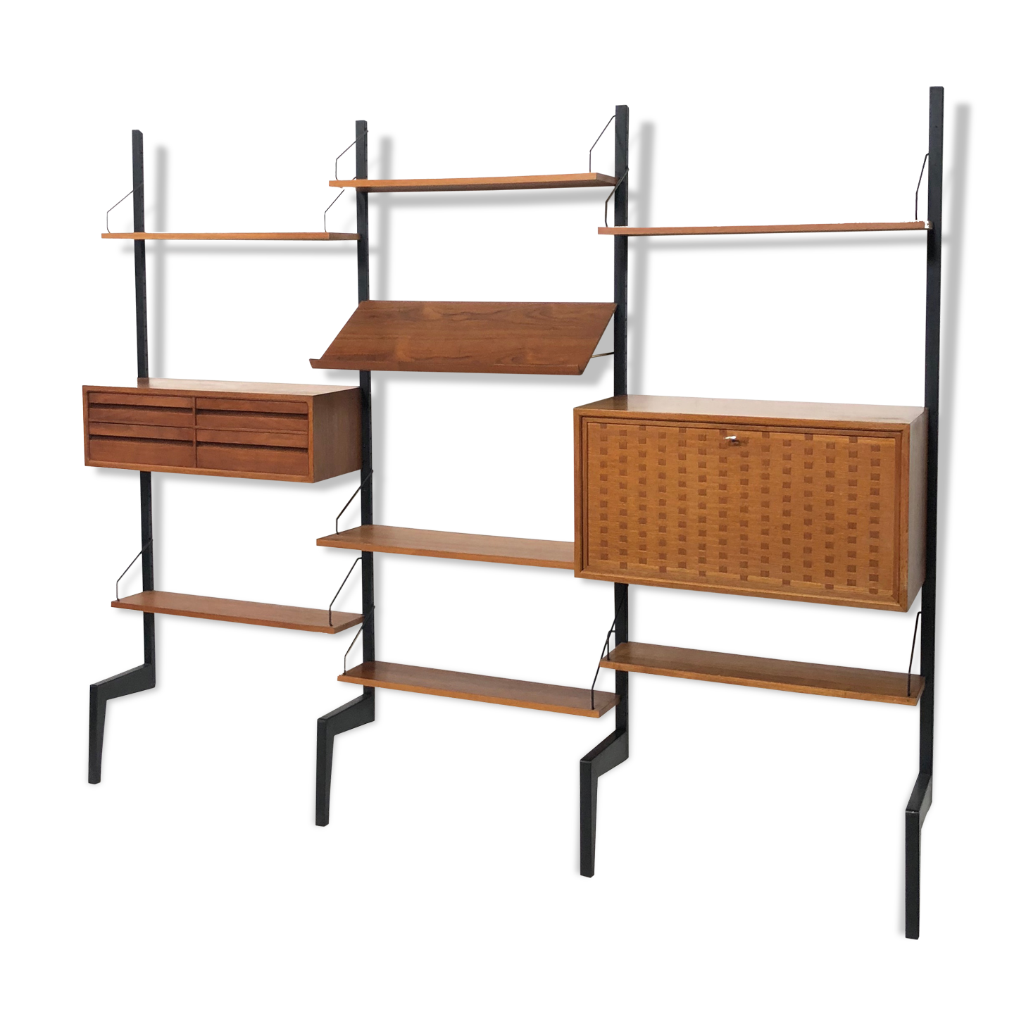 Poul Cadovius Royal System wall system