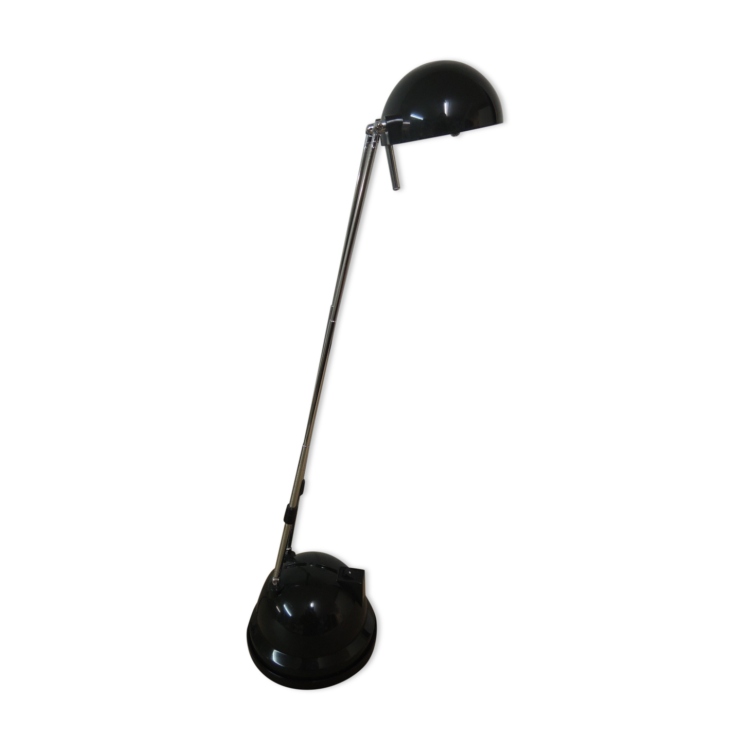 Telescopic desktop lmape