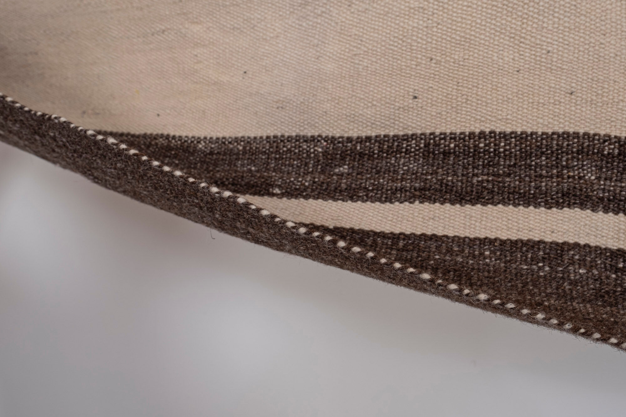 Turkish flat-weave hemp rug off-white with stripes 160 x 332 cm