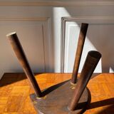 Tabouret tripode en bois