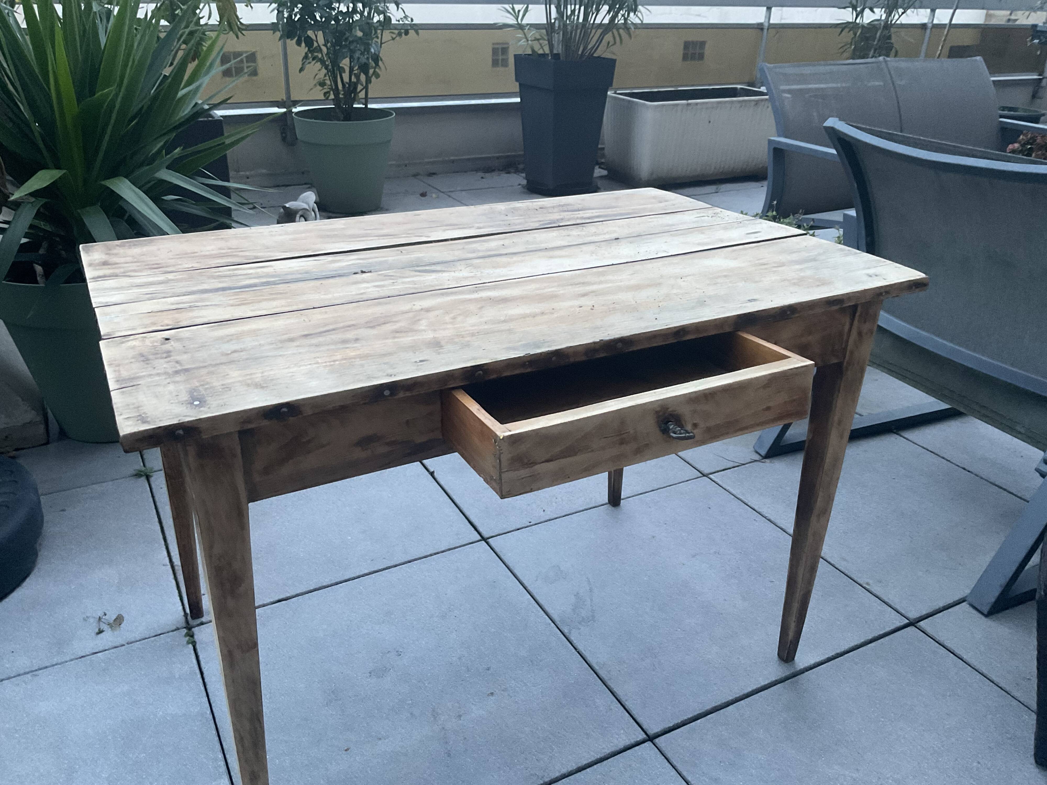 Table provençale en chêne