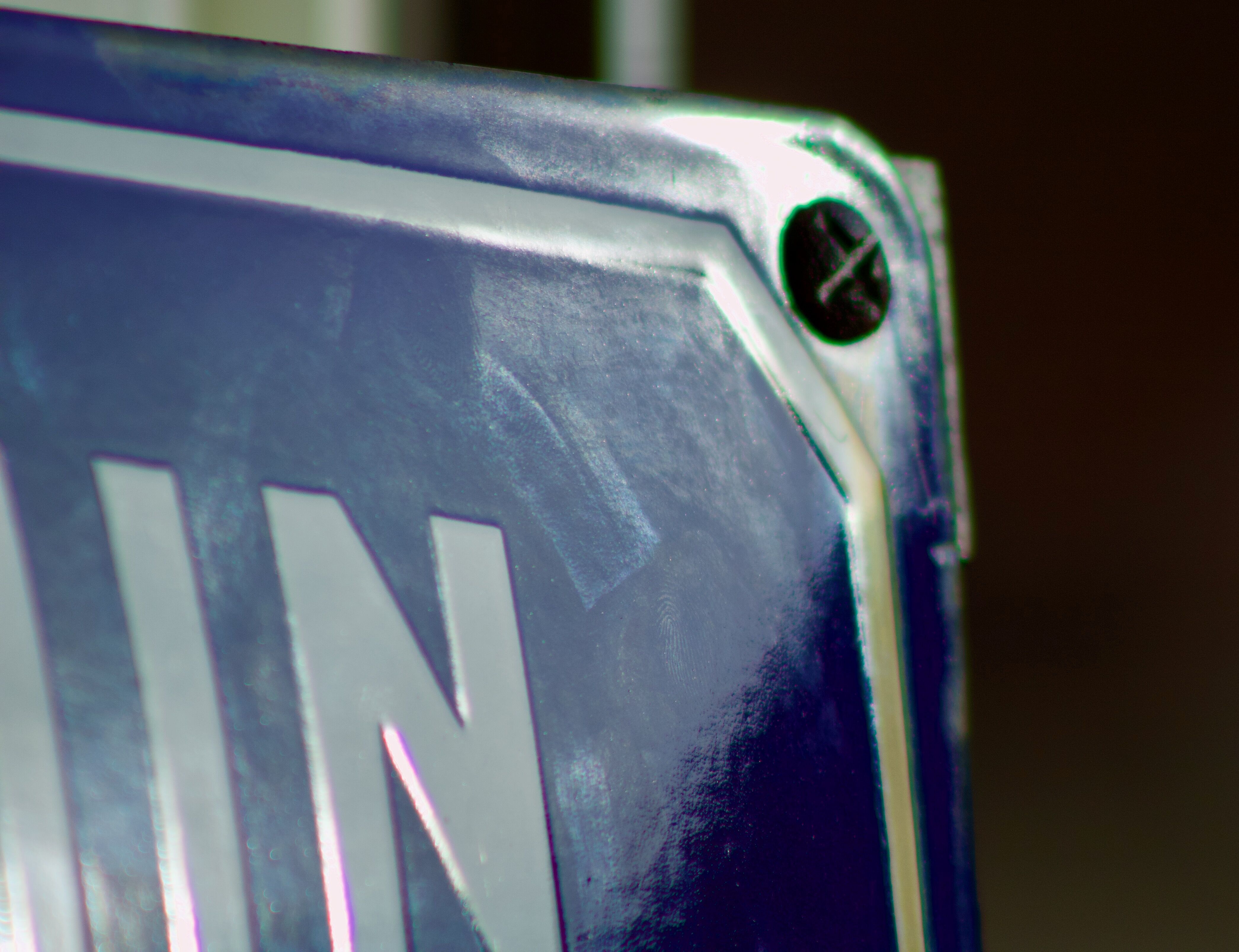 Old Enamelled and bulging "Chemin de la Rente" street plate, in perfect condition, on its cast iron support