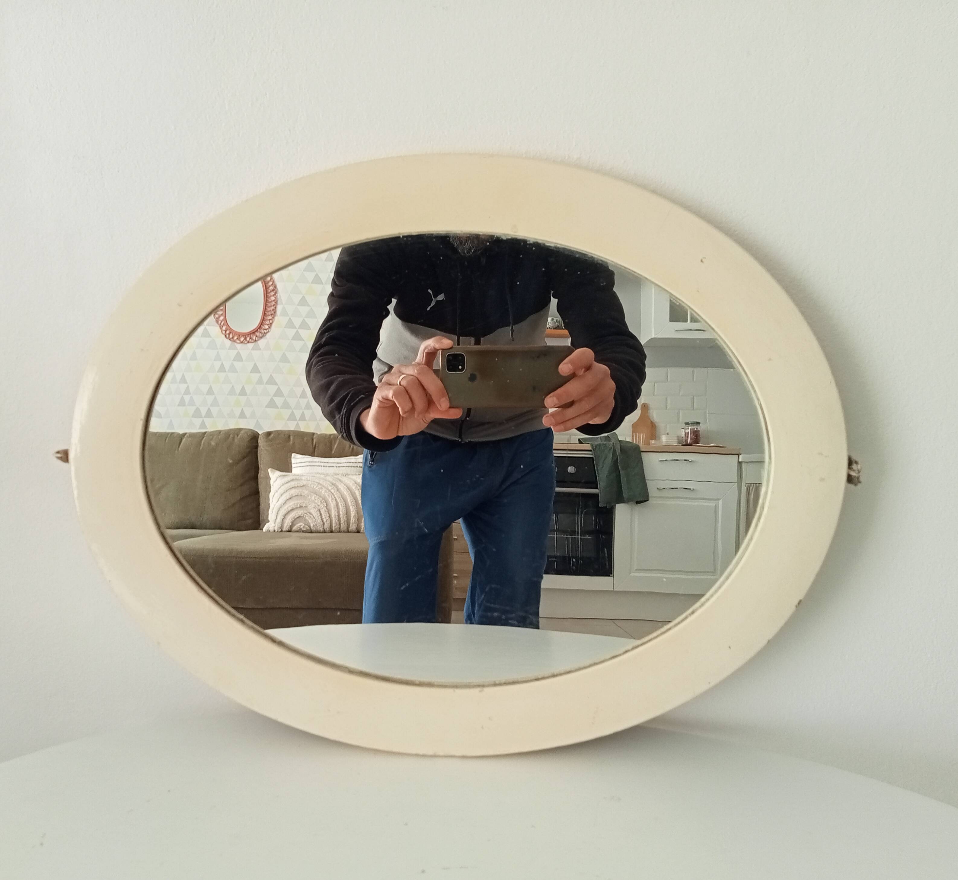 Antique oval mirror from the early 20th century 47*37