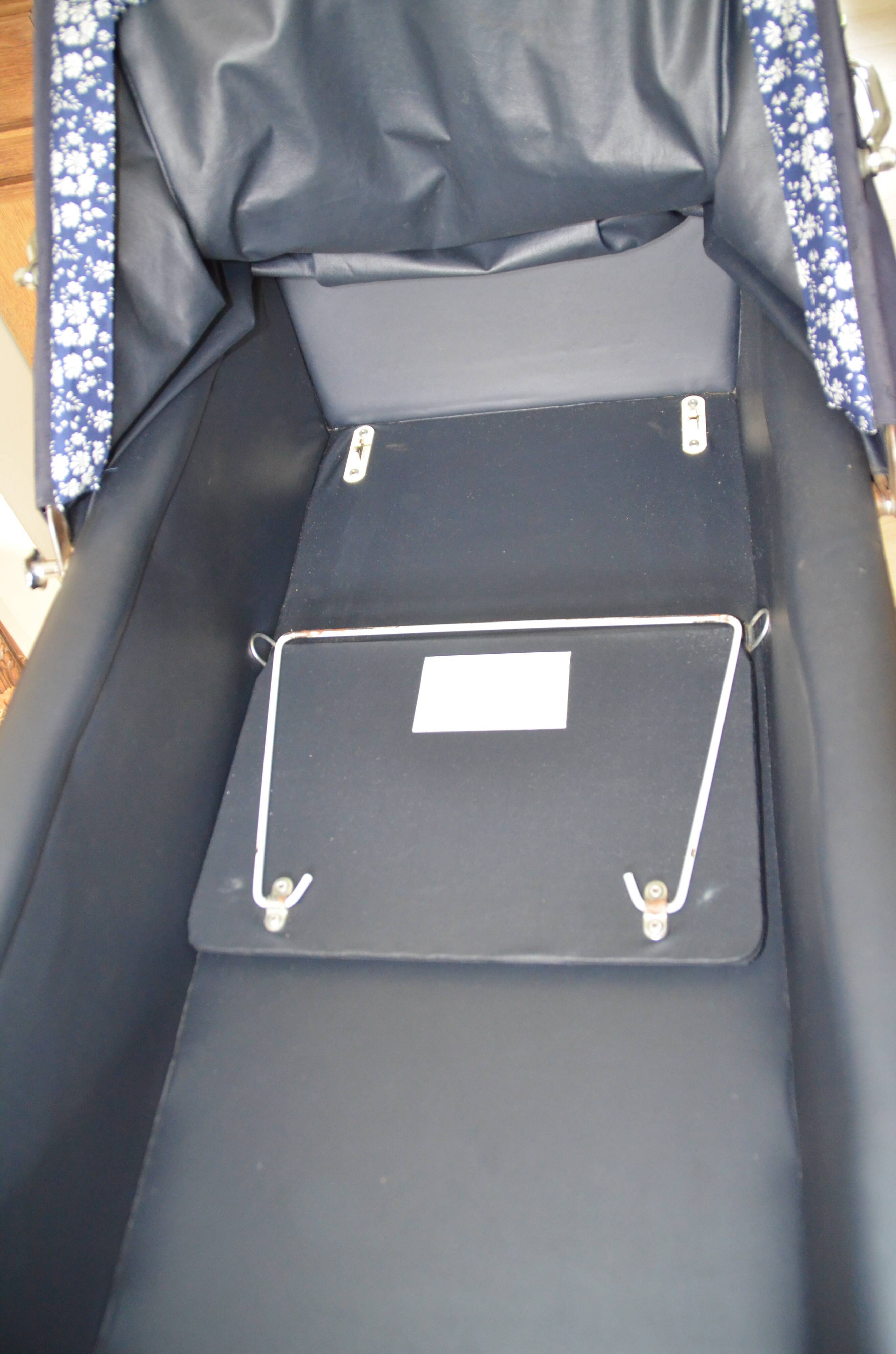 English Landau Silver Cross Wilson restored