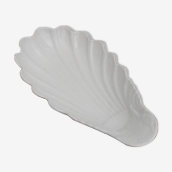 Ravier coquille en porcelaine de Mehun