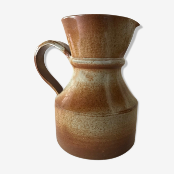 Large vintage design sandstone pitcher