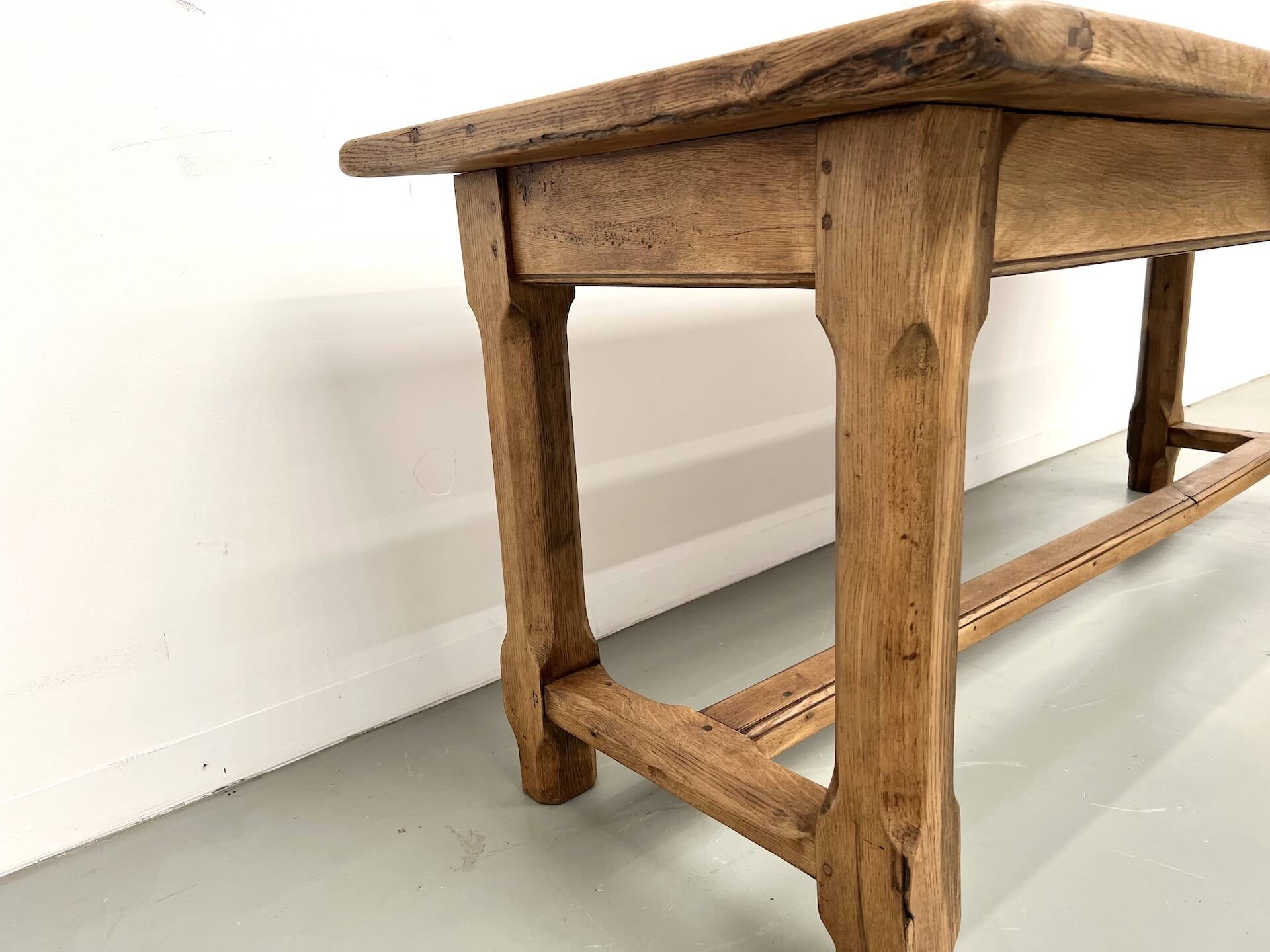 Table de ferme XIXe siècle en chêne et noyer