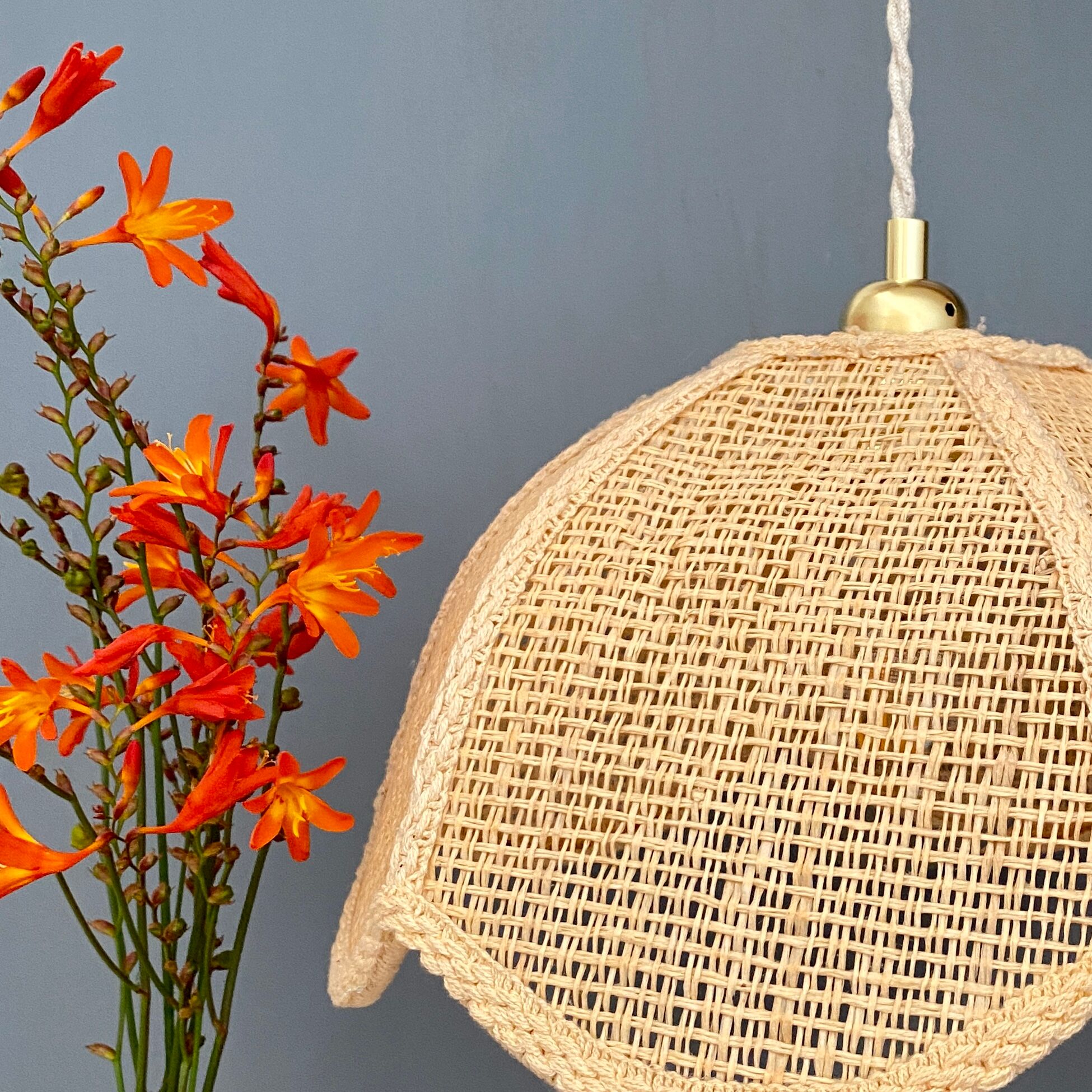 Suspension lamp vintage pink