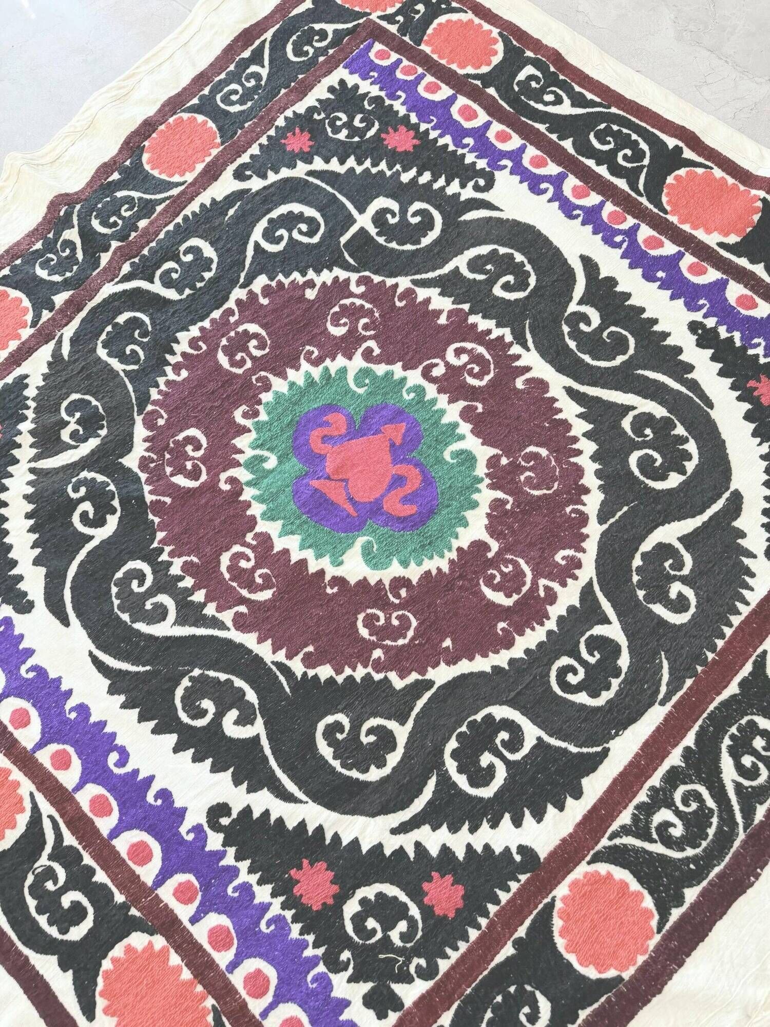 Vintage hand-embroidered tablecloth 115x124 cm