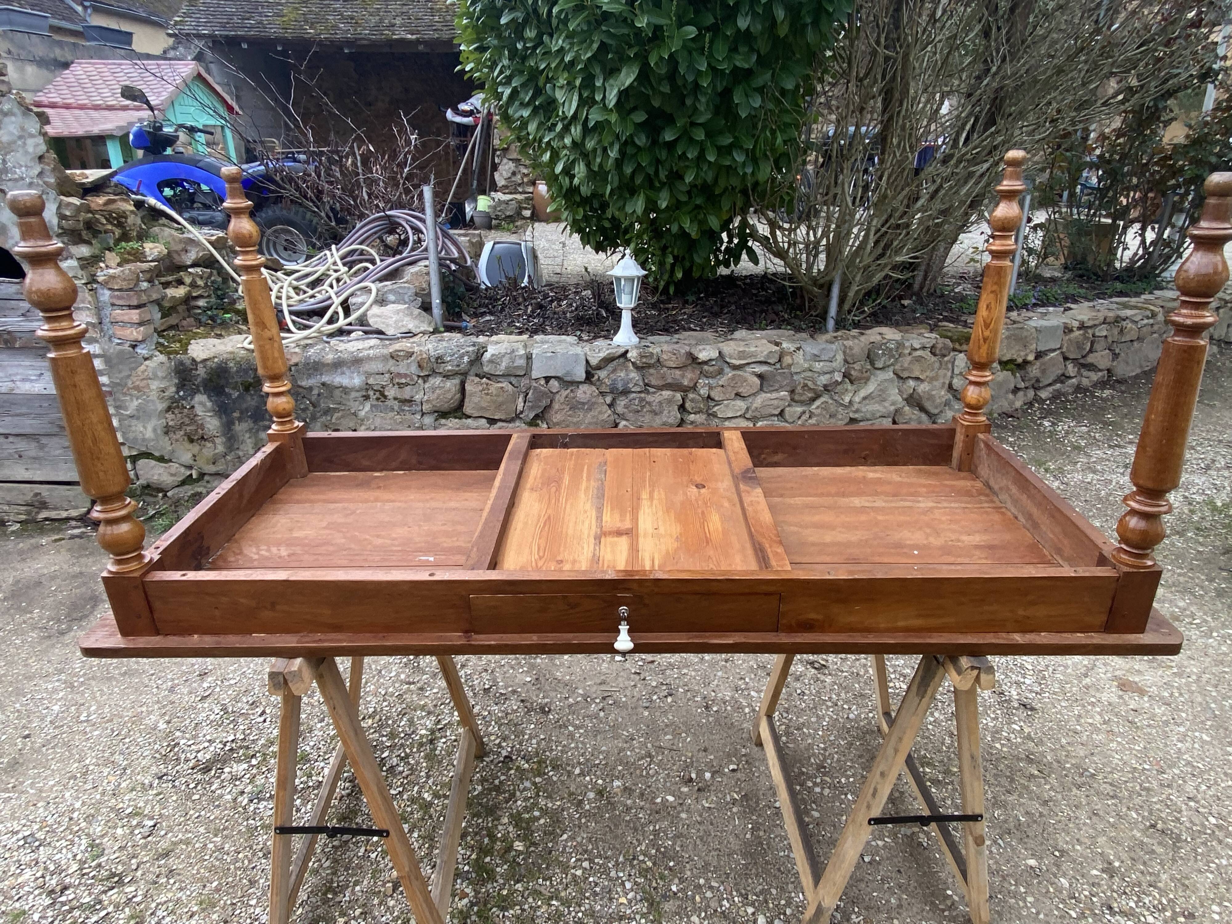 Farmhouse dining table for meals, made of solid oak, 1 drawer, 1950, 180x74cm.