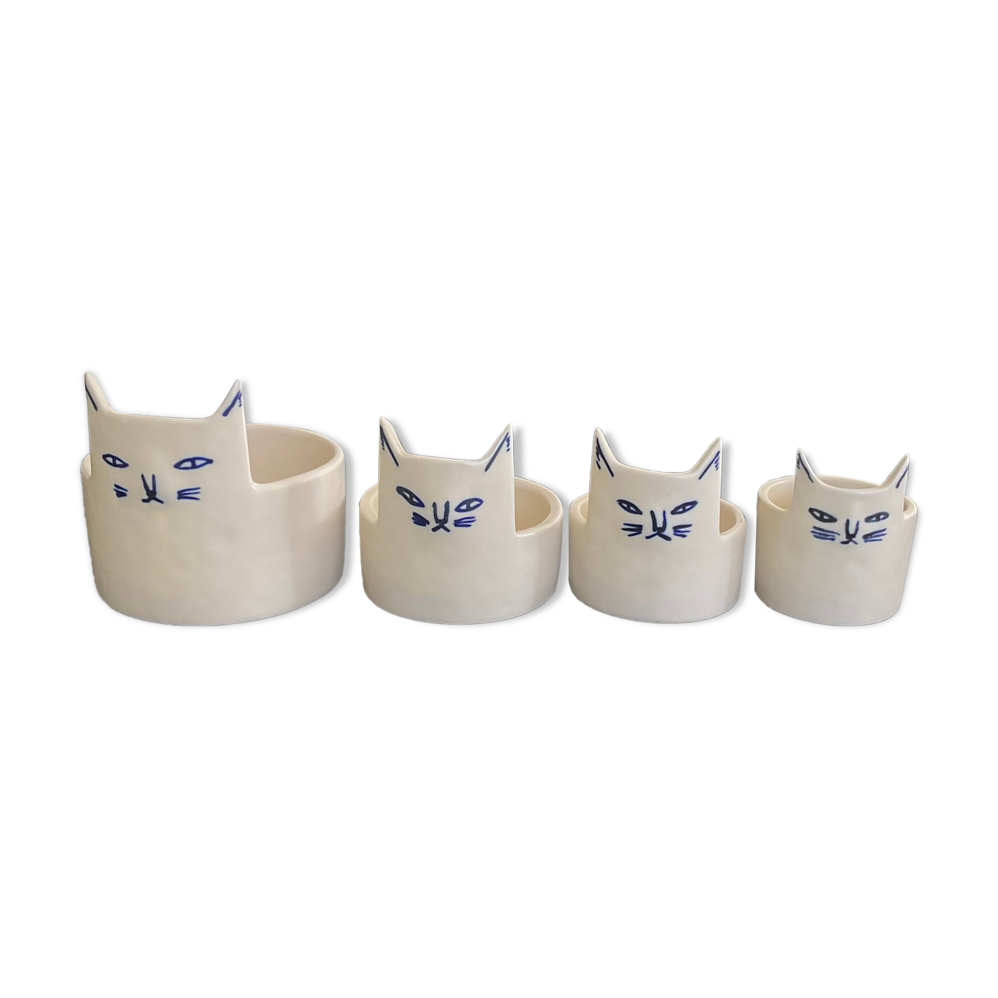 Series of 4 ceramic cat ramekins