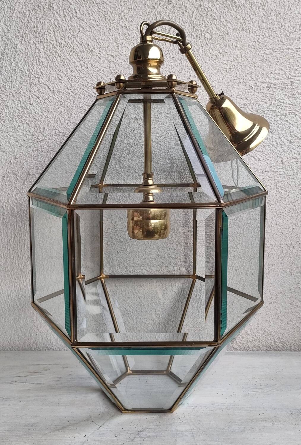 Lantern pendant light