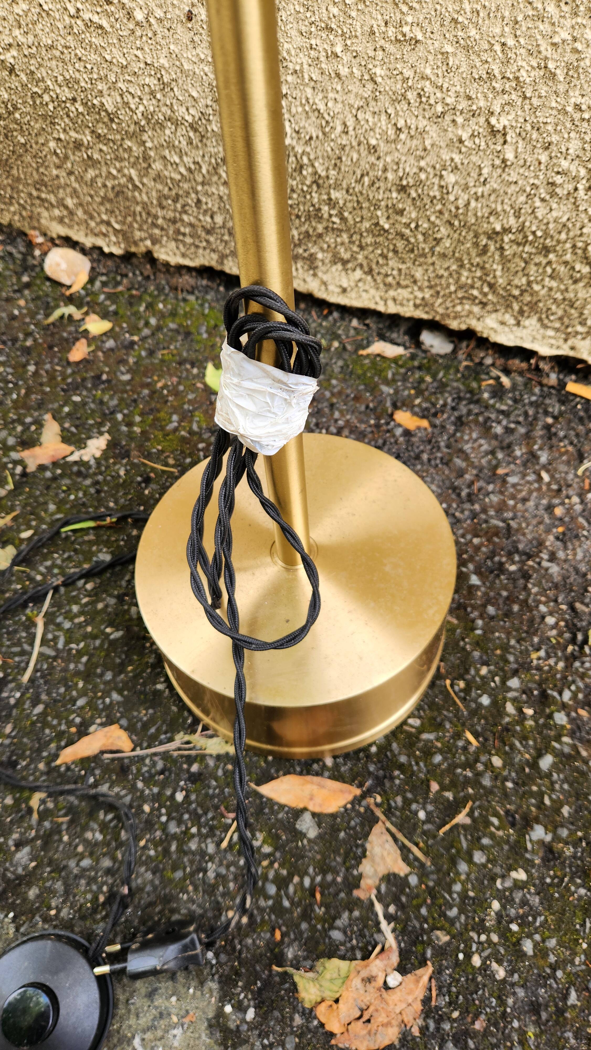 Lampadaire design doré Oscar Floor IOSSS