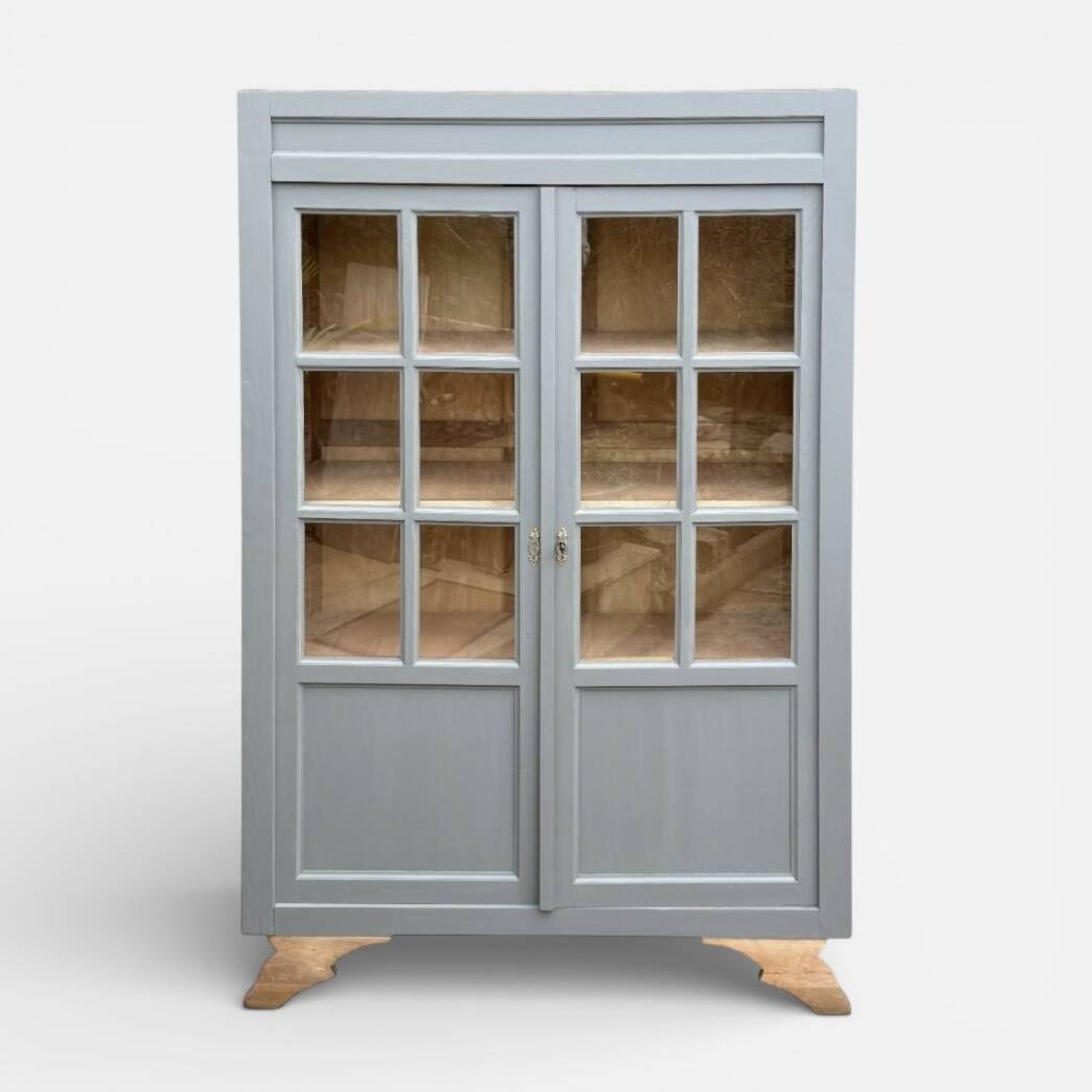 Armoire parisienne vitrée grise de la Samaritaine 1960