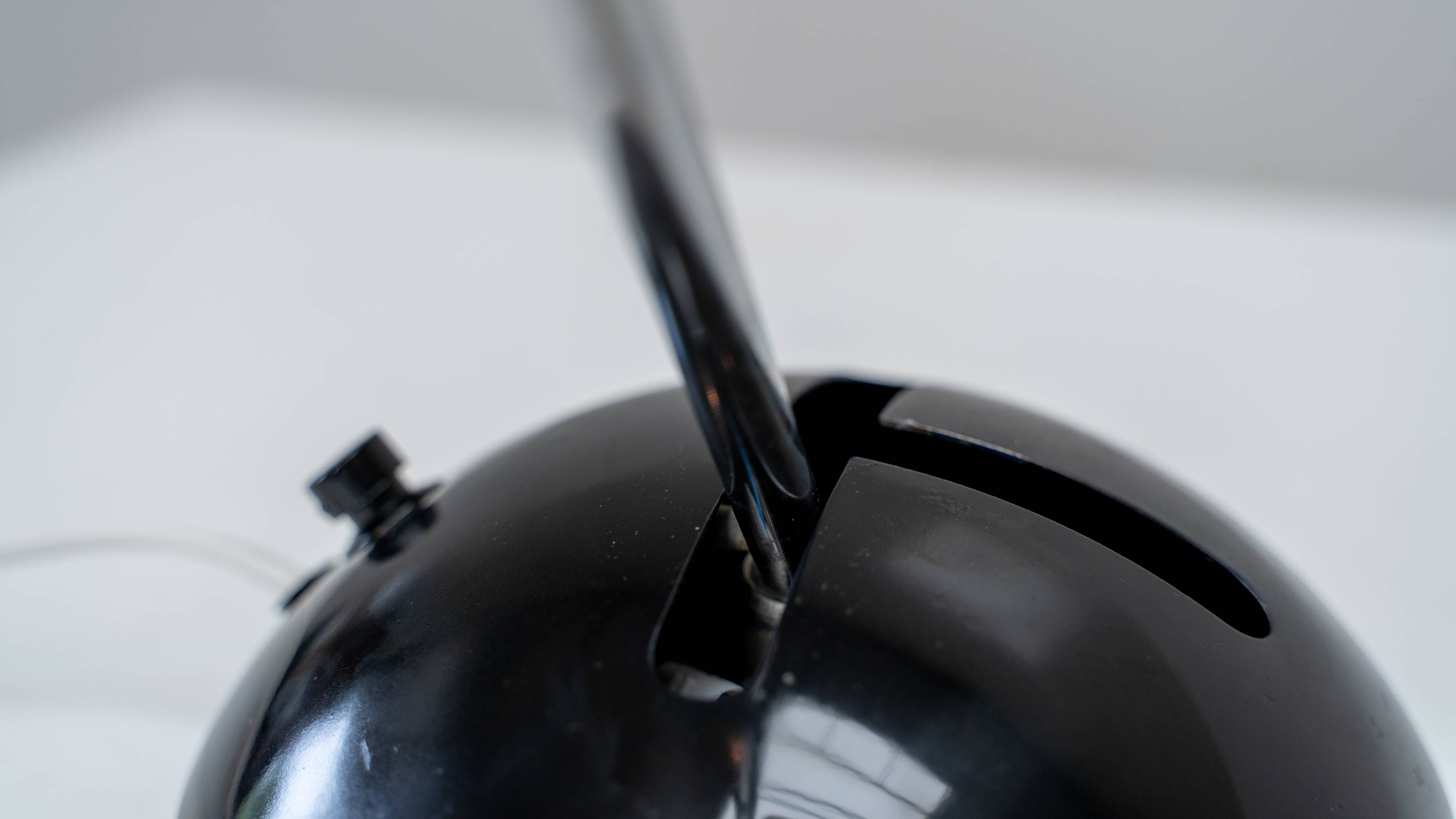 Italian table lamp T395 by Robert Sonneman