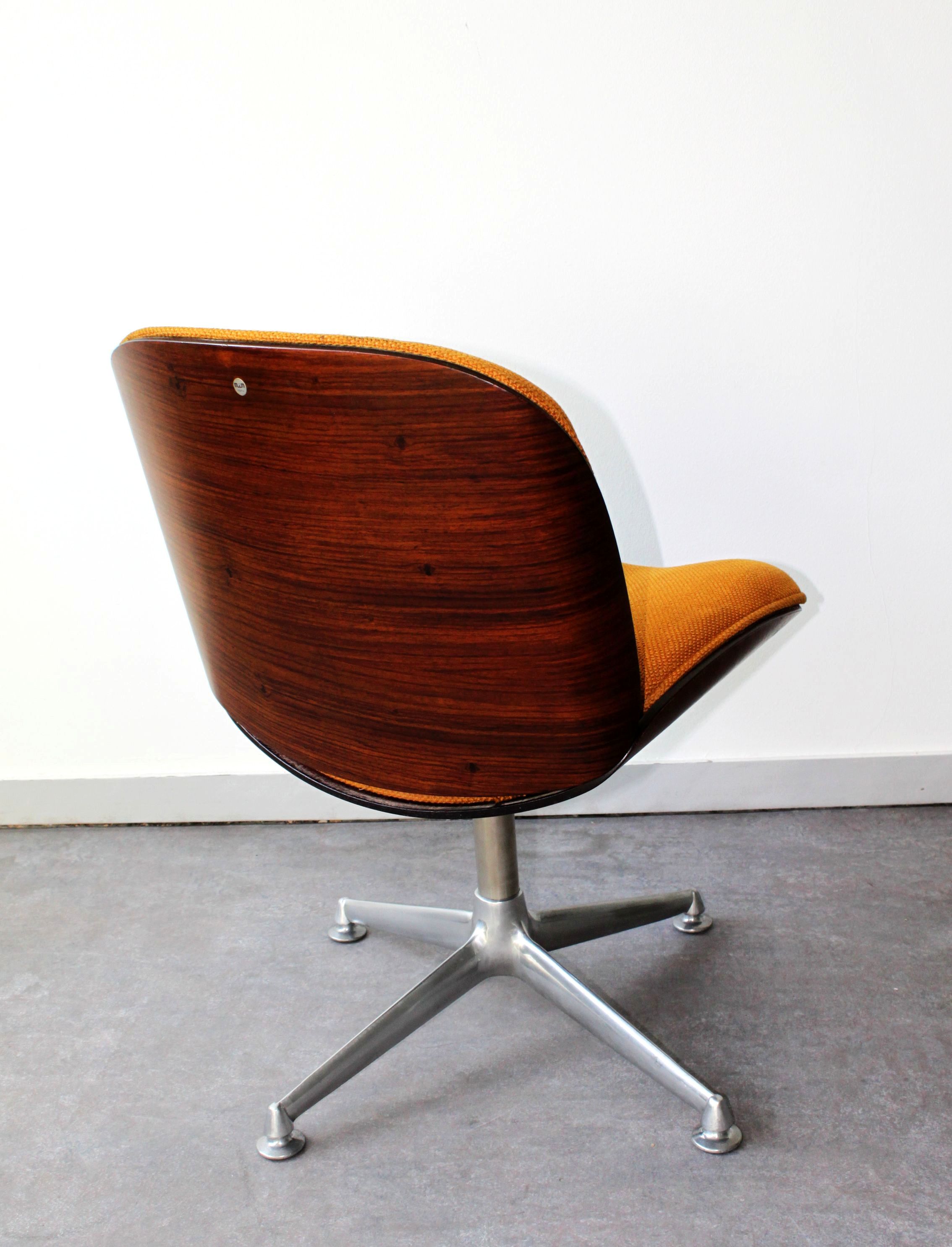 Swivel office armchair by Ico Parisi for MIM Roma, Italy, 1958.