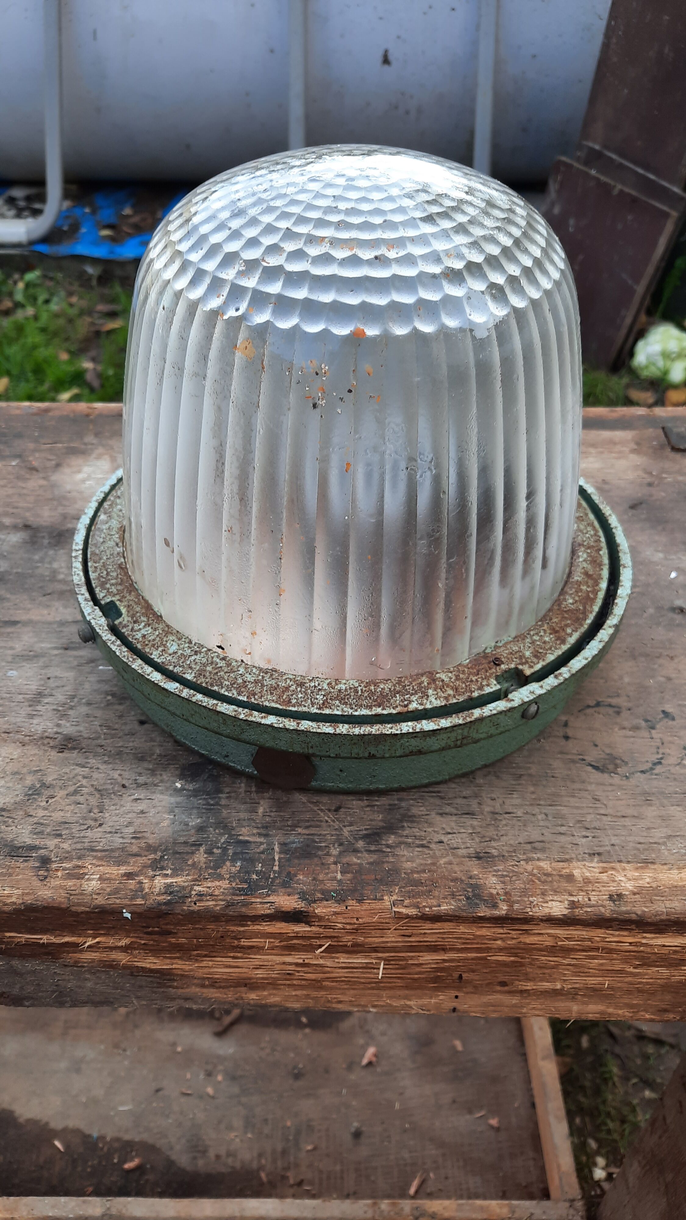 Industrial ceiling lamp