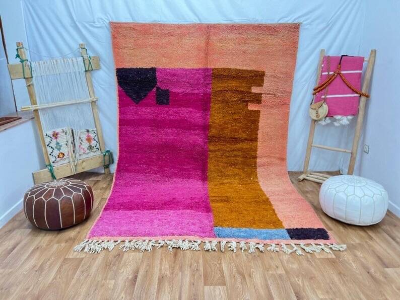 Handmade traditional pure wool rug size 200 x 300 cm