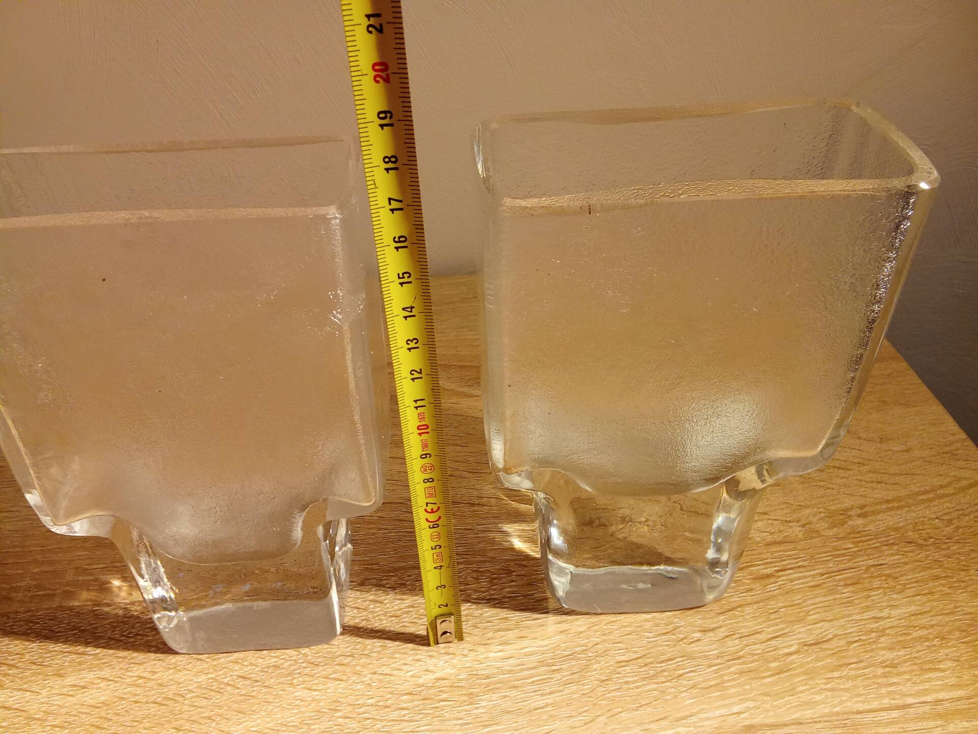 Paire de vases Riedel