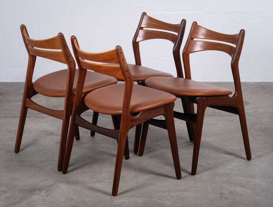 Vintage Danish Dining Chairs in Teak by Erik Buch, 1960s, Set of 4