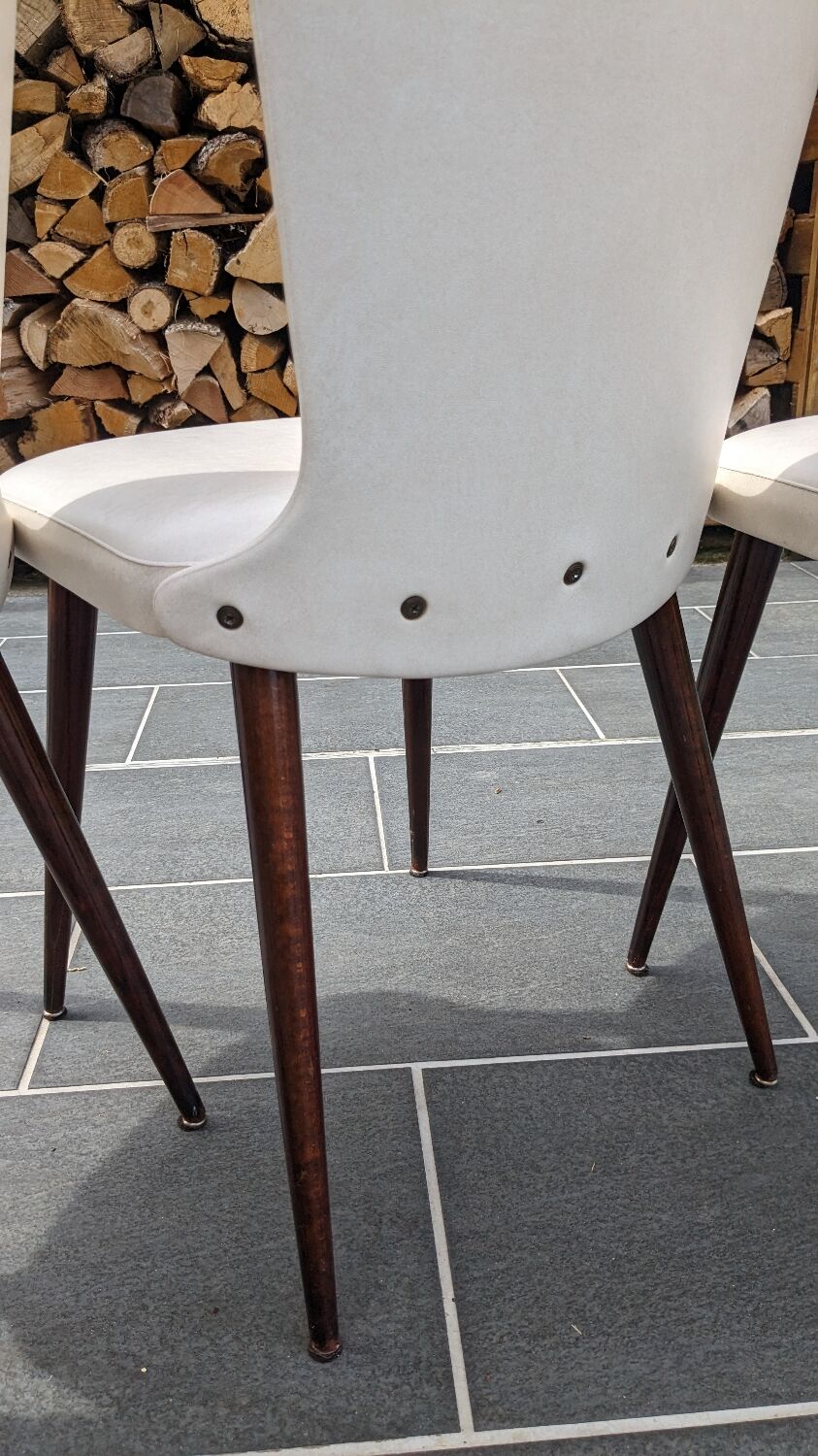 Baumann Essor model chairs