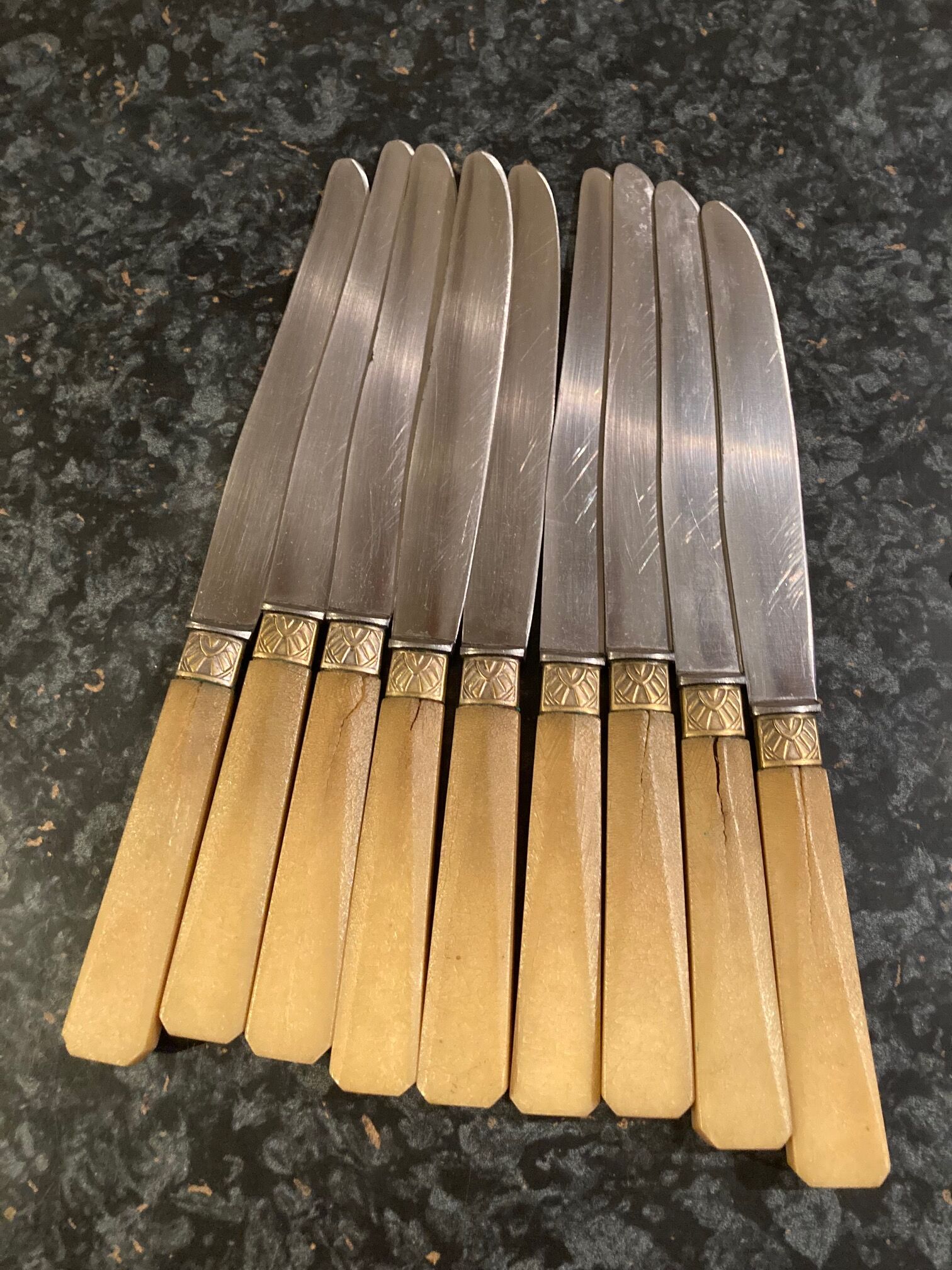 9 Pradel knives