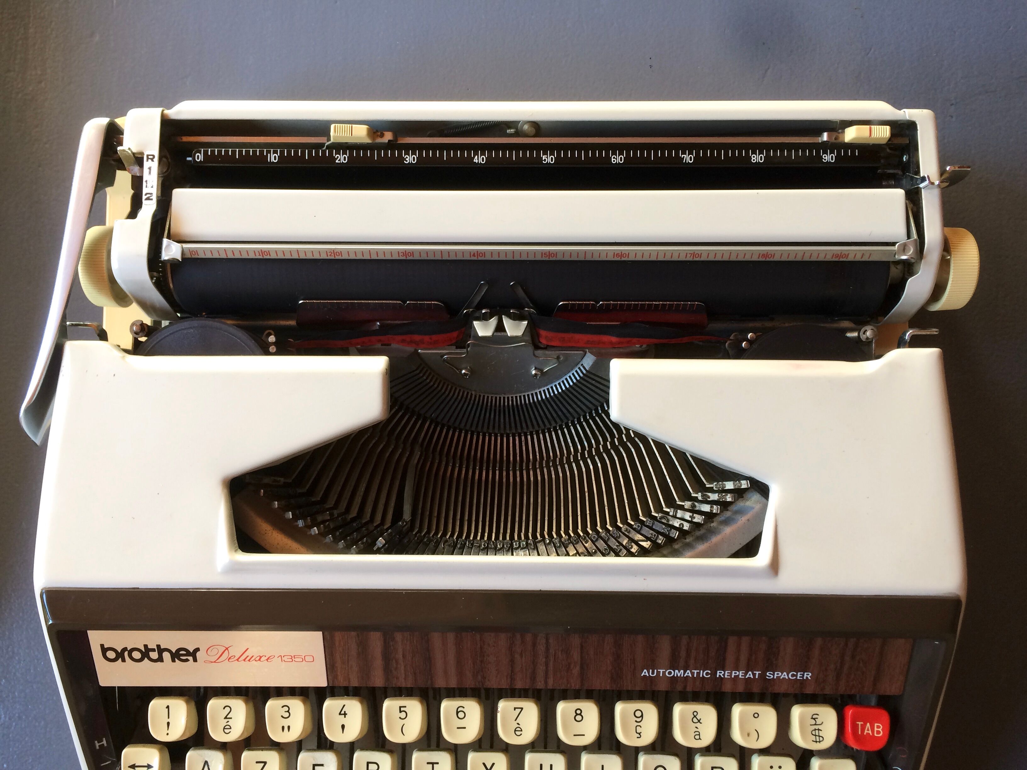 TYPEwriter BROTHER 1972 Deluxe 1350