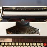 Machine à écrire Brother 1972 Deluxe 1350