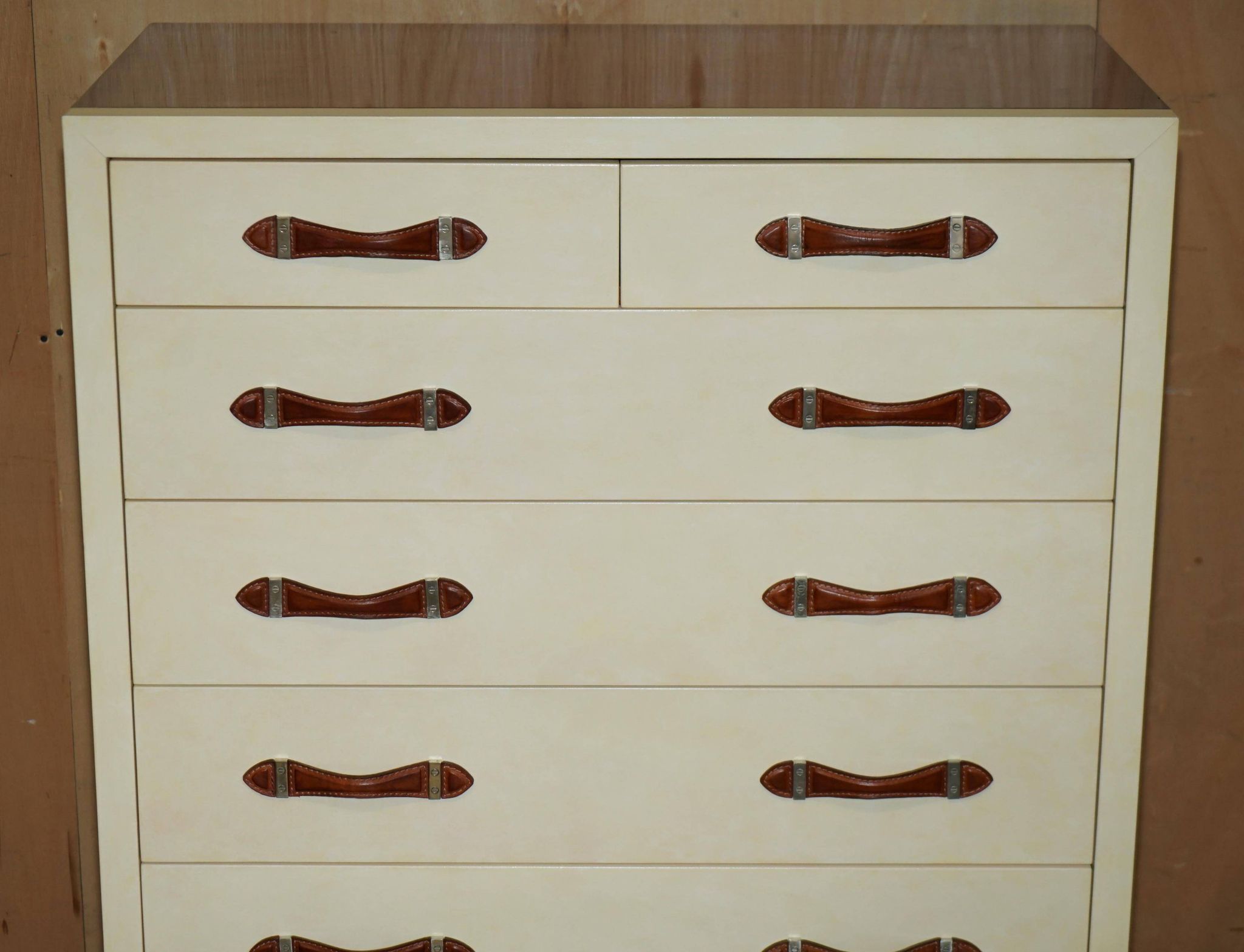 Commode Ralph Lauren Modern Hollywood cuir et bois