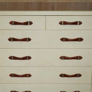 Commode Ralph Lauren Modern Hollywood cuir et bois