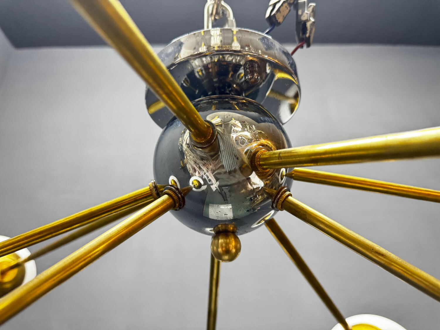 Post-Modern Sputnik Chandelier in Brass and Opaline Glass, Italy, 1980