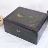 Boite en bois laqué
