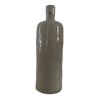Beige stoneware bottle