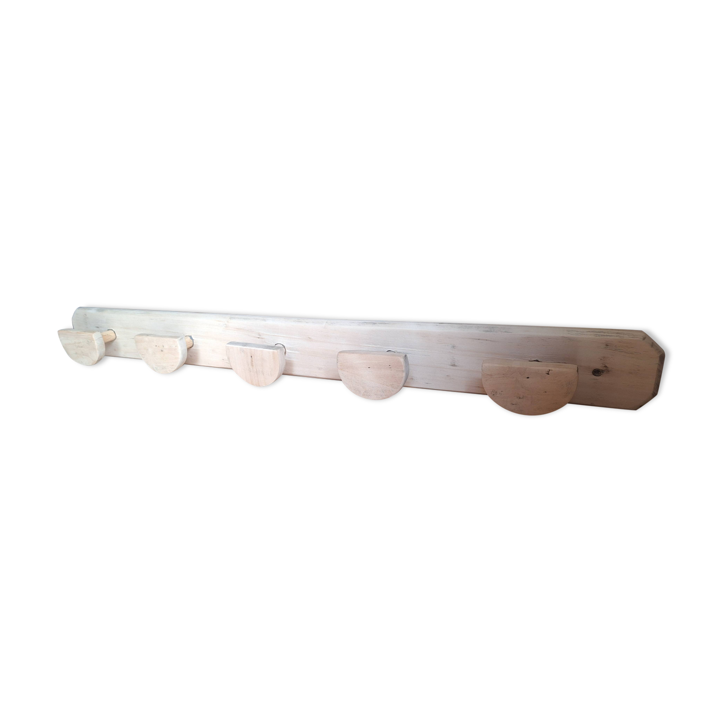 Wall coat rack