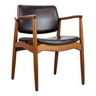 Fauteuil danois en teck par Erik Buch pour Ørum Møbelfabrik, 1960s