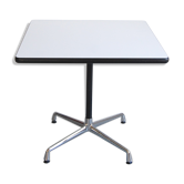 Contract Quadra dining table by Charles and Ray Eames for Vitra